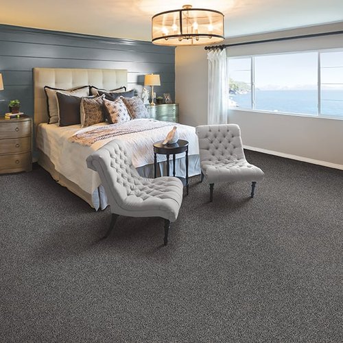Carpeting in a Palm Desert bedroom, California by Royalty Floors & Blinds